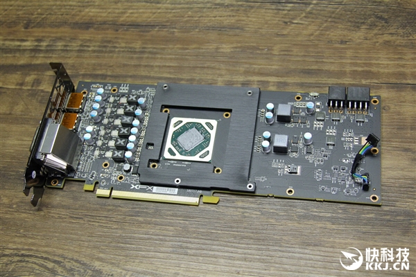 �������AMD RX 580/570/550��Ʒ�ƺ���ͼ��