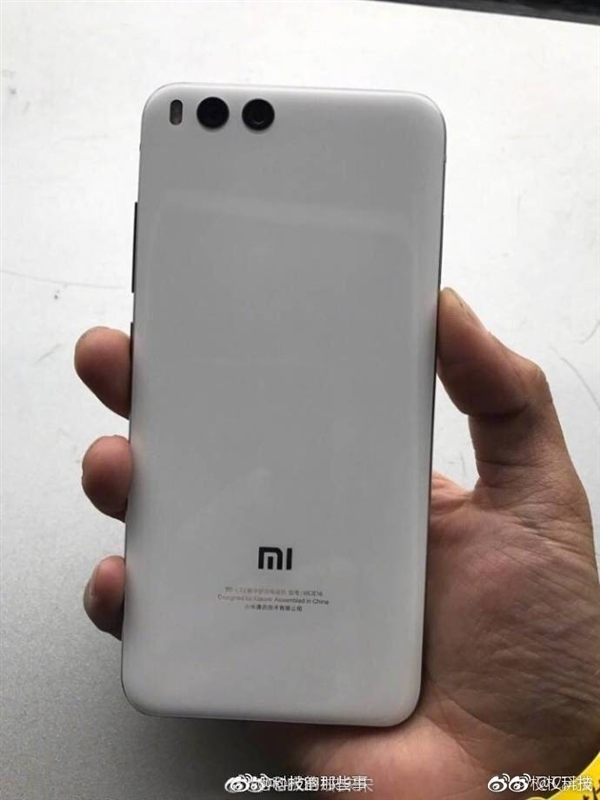 С��6��ɫ/��ɫ���ͼ�ͣ��ڱ߸���