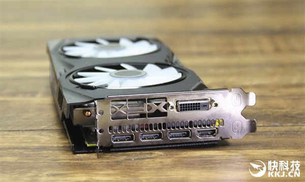 �������AMD RX 580/570/550��Ʒ�ƺ���ͼ��