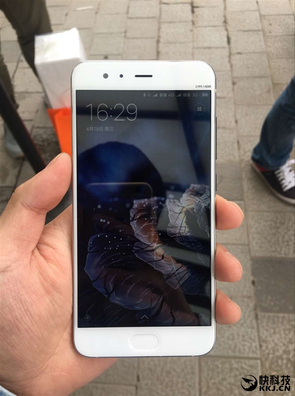 С��6��ɫ/��ɫ���ͼ�ͣ��ڱ߸���