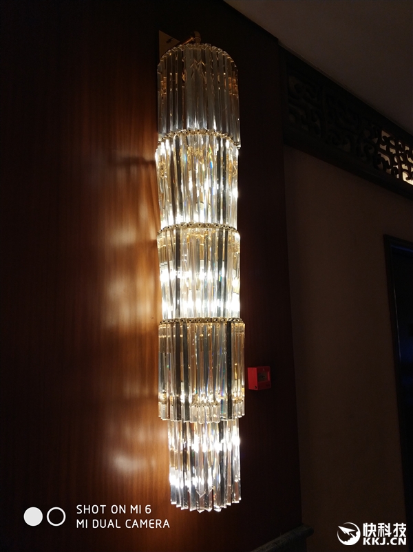 С��6���졢����ʵ�����ţ�˫�㱳���黯�޵�