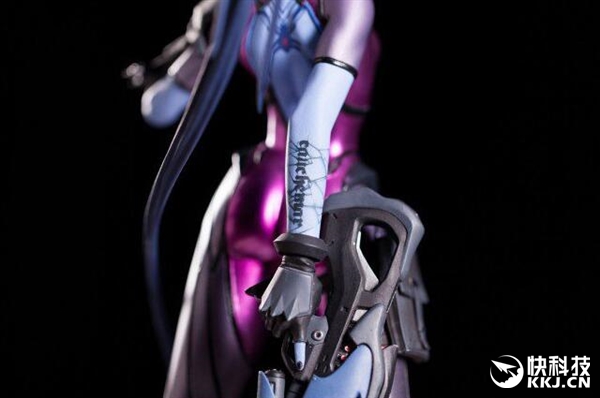 1499Ԫ�������ȷ桷�ڰٺ��ְ���ڿ�������һ�ֺ�ǹ