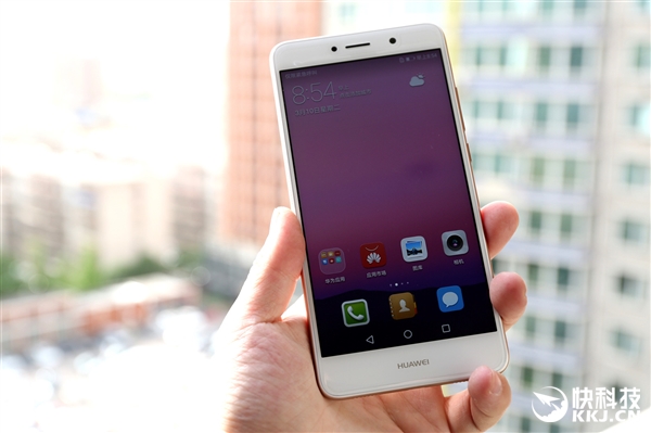 ��Ϊ����7 Plus���ͼ�ͣ�Բ������˧��