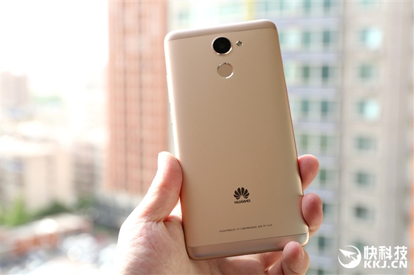 ��Ϊ����7 Plus���ͼ�ͣ�Բ������˧��