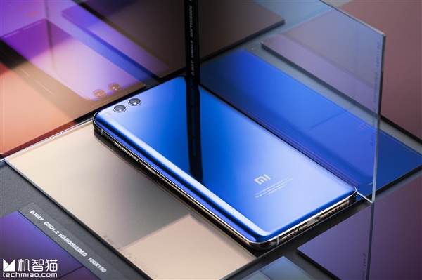 �ж��ˣ�С��6����ɫ�������� ��ֵ����