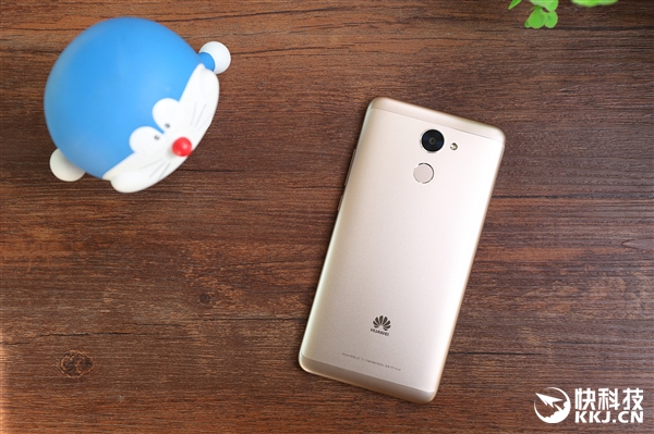 ��Ϊ����7 Plus���ͼ�ͣ�Բ������˧��