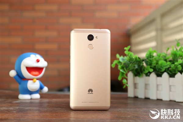 ��Ϊ����7 Plus���ͼ�ͣ�Բ������˧��