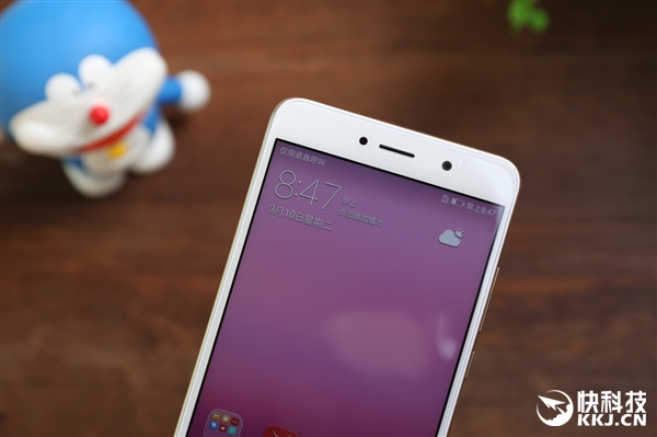 ��Ϊ����7 Plus���ͼ�ͣ�Բ������˧��