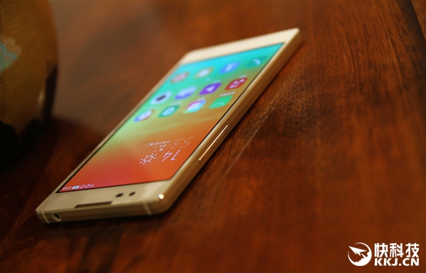 ��4K�ֻ���Ϸ�������з�800PPI�����ܶ����