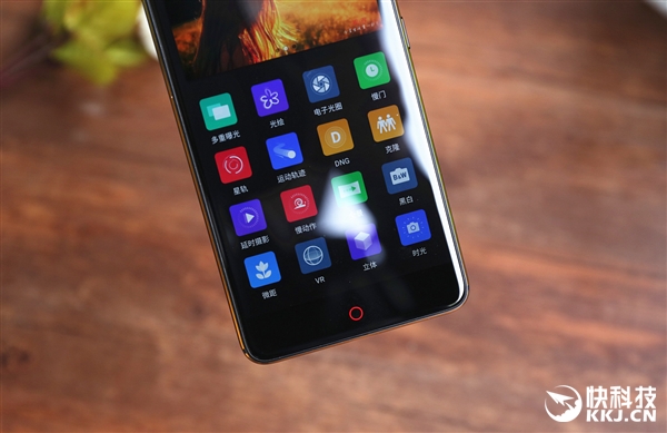 6GB�ڴ棡nubia Z17mini�ڽ�濪��ͼ�ͣ�˫������