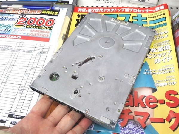 ���ⷭ��Զ��5.25��Ӳ�̣�4.3GB/�ٶȲ���U��