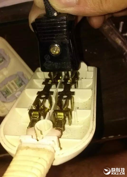 �������裡�ձ�/�й������Աȣ��𿪾���