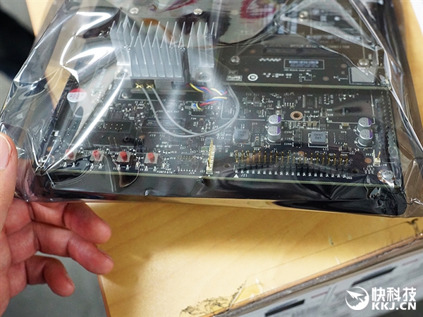 5580Ԫ��NVIDIA Jetson TX2���������У��Ͻ��������ģɱ������