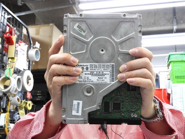 ���ⷭ��Զ��5.25��Ӳ�̣�4.3GB/�ٶȲ���U��