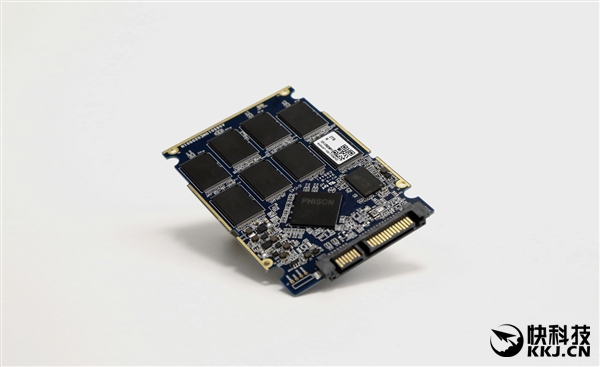 2TB��Ӱ�۷��������������SSD������ս��