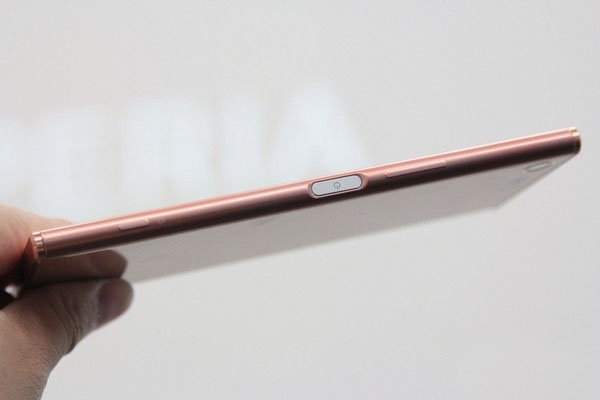 ��������콢Ҳ���᣺Xperia XZ Premium��ͭ�����ֱ��