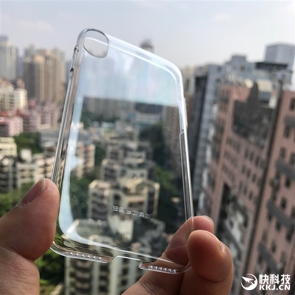 iPhone 8���������أ��ͳ������ˣ�ǰ��ָ��