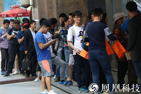 ��ţ��Ᵽ�С��6˲�����⣺�����ⷢ�۳������