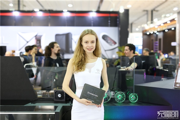 ����ʱ�䣺̨������չShowgirlͼ��