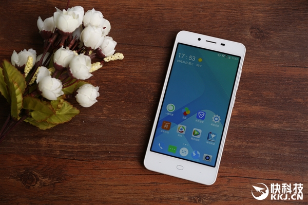 599Ԫ��������4a���ͼ�ͣ�����iPhone 7�ġ����ա�