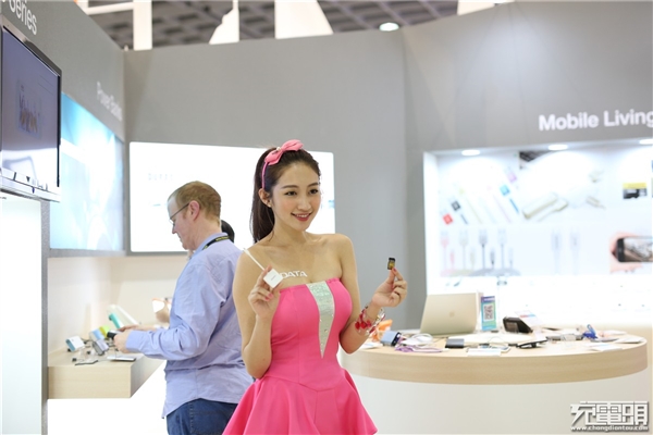 ����ʱ�䣺̨������չShowgirlͼ��