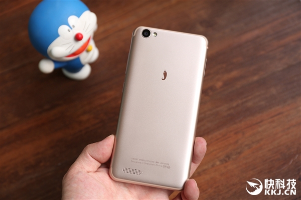 599Ԫ��������4a���ͼ�ͣ�����iPhone 7�ġ����ա�