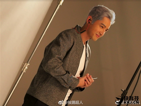 ��ɫ�ۻ����ң���Ϊ��ҫ9���������ˣ����·���