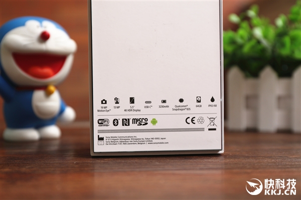 4K������835������XZ Premium����ͼ��