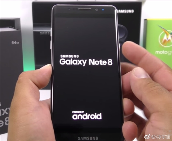 ����Note 8��û¶��ͱ�ɽկ�ˣ���Ļ�����ڱߴ�