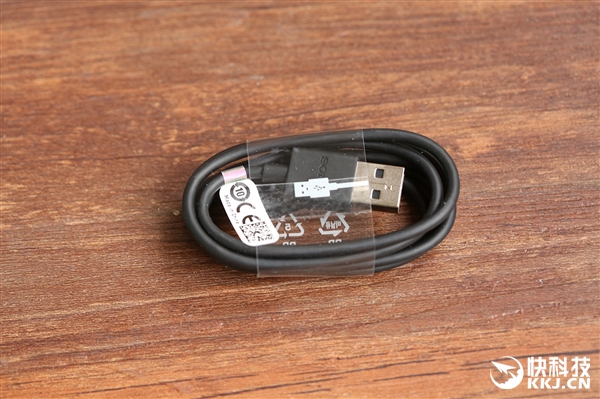 4K������835������XZ Premium����ͼ��