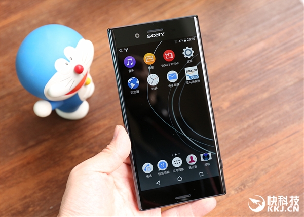 4K������835������XZ Premium����ͼ��