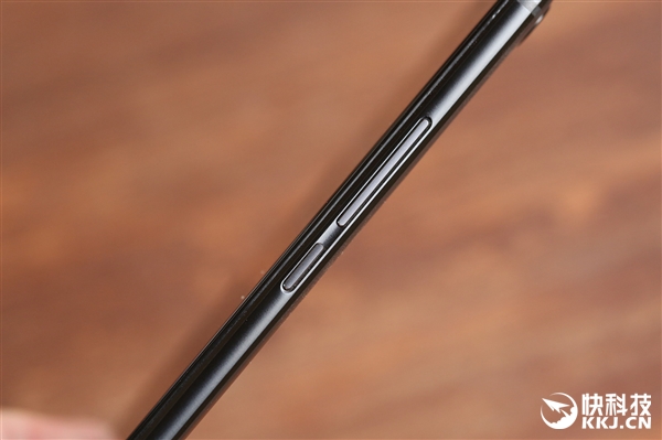 ����E2���ν�ն��ư濪��ͼ�ͣ�U������