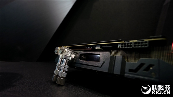 �߲ʺ��Ƴ�GTX 1080Ti Kudan��ˮ��+Һ�������ر���ǿ��