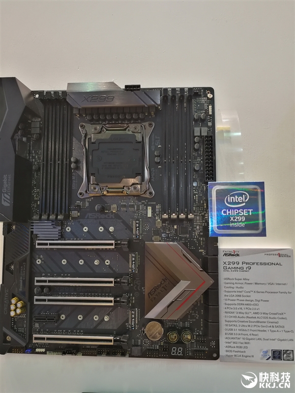 18����ը�ѣ�X299����ȫ����M.2 SSD���ȵ�