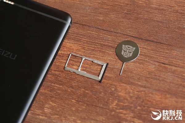 ����E2���ν�ն��ư濪��ͼ�ͣ�U������