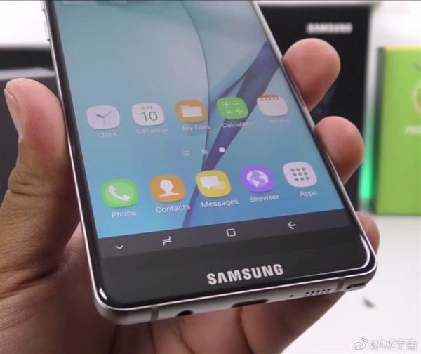 ����Note 8��û¶��ͱ�ɽկ�ˣ���Ļ�����ڱߴ�