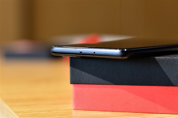 8GB�ڴ棡nubia Z17����ͼ�ͣ���ǿ835�콢