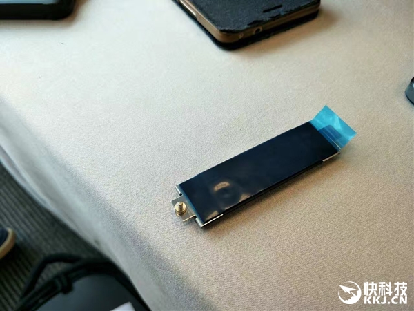 18����ը�ѣ�X299����ȫ����M.2 SSD���ȵ�