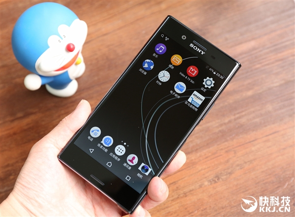 4K������835������XZ Premium����ͼ��