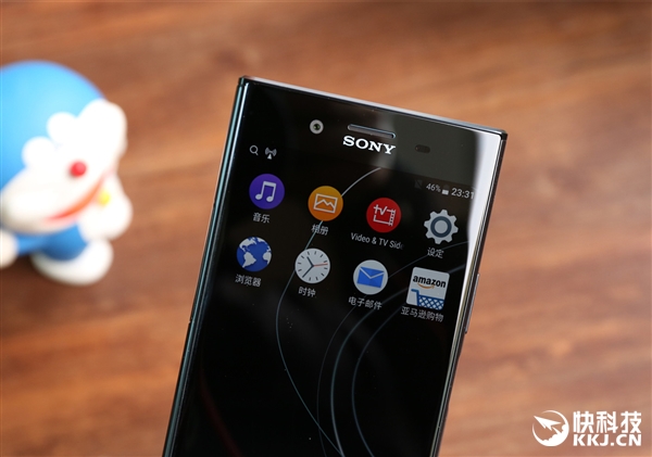 4K������835������XZ Premium����ͼ��