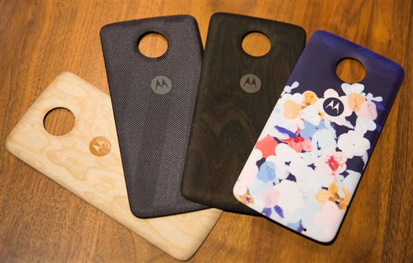 ��ֵ����������Moto Z2 Play������3400Ԫ������ģ���ֻ�