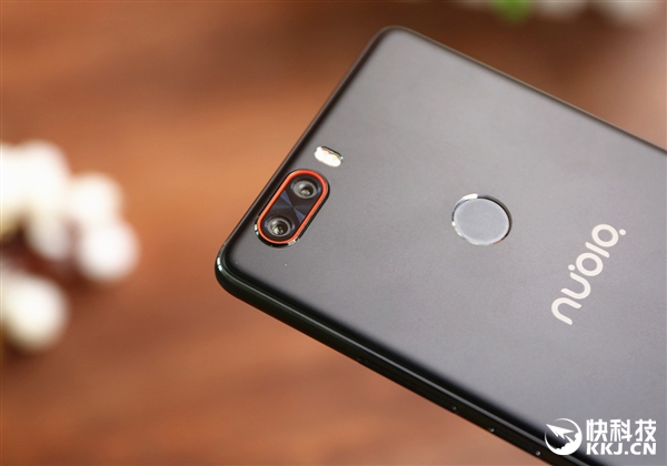 8Gڴ棡nubia Z17ͼͣޱ߿ж