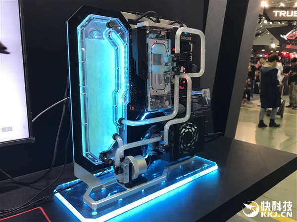 ȫչʾHydro PTM+ 1200WԴˮ䡢RGB