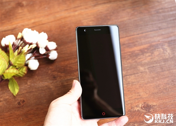 8Gڴ棡nubia Z17ͼͣޱ߿ж