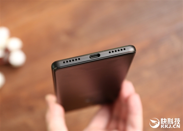 8Gڴ棡nubia Z17ͼͣޱ߿ж