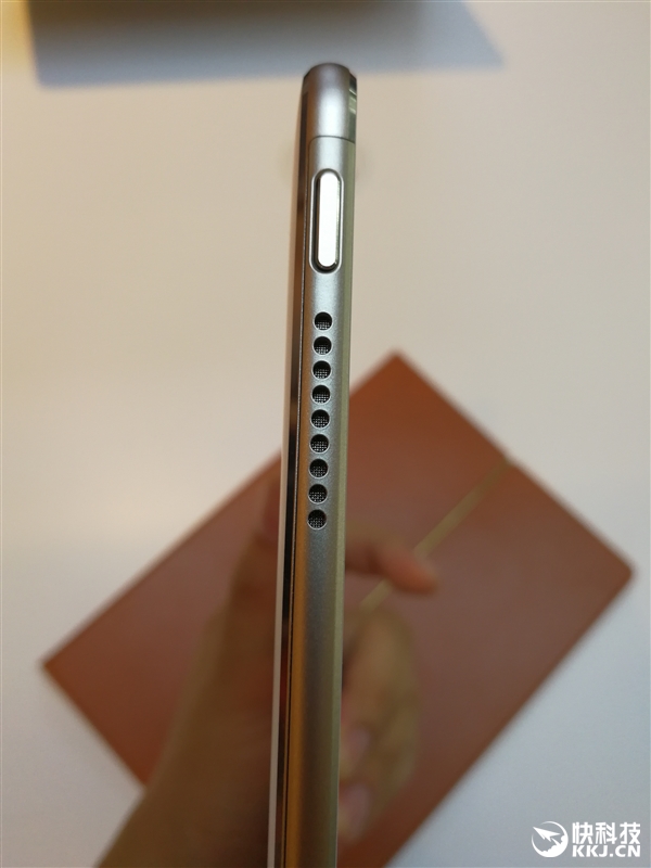 SurfaceУΪMateBook Eͼͣһ/2K/ָ