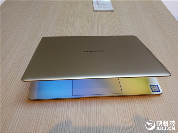 A4ֽСΪMateBook Xֳͼͣխ߿ж