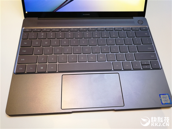 A4ֽСΪMateBook Xֳͼͣխ߿ж