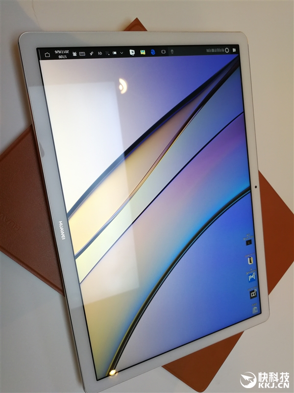 SurfaceУΪMateBook Eͼͣһ/2K/ָ