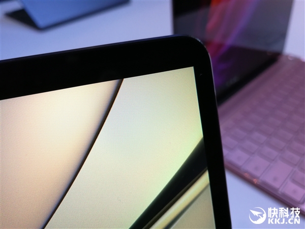 A4ֽСΪMateBook Xֳͼͣխ߿ж